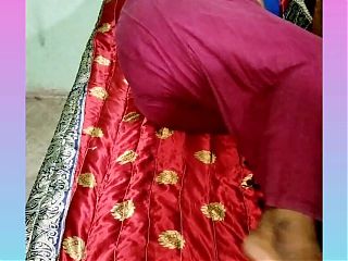 #Hot desi bhabi fingering .desi bhabi talk with boyfriend and fill sexy mind